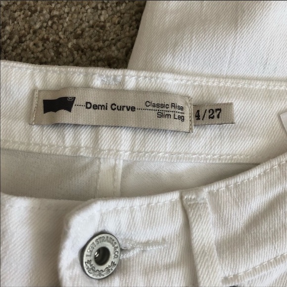 Levi’s Demi curve white jeans size 4 - Picture 4 of 8
